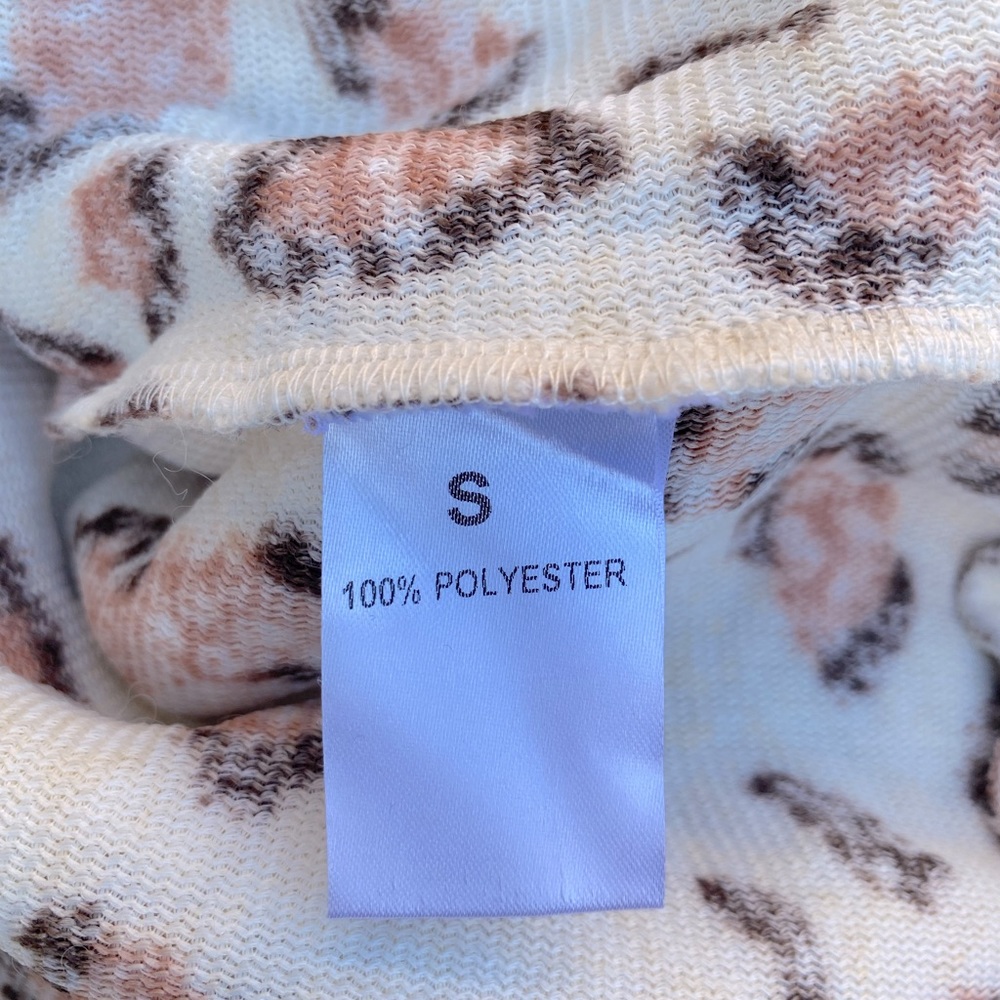 Pink Lily Leopard Print Pullover - Picture 5 of 5